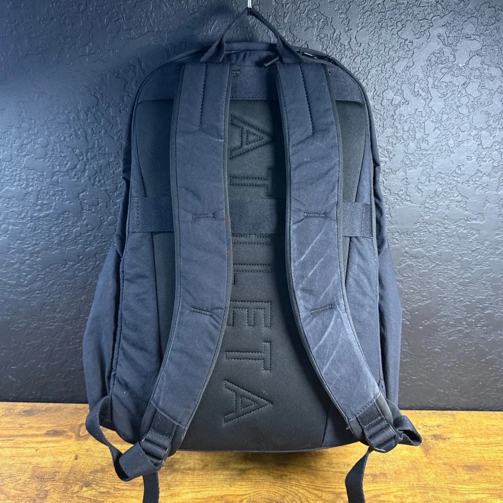 Athleta‎ Kinetic Black Nylon Backpack Padded Laptop Sleeve Womens OS
